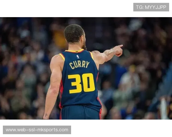 梦想队格雷、莱恩·霍华德与布里奥娜·琼斯为核心球员